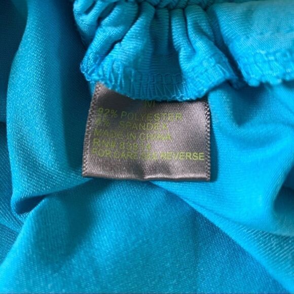 Women's Kiwi Kate racer back athletic tank - Picture 5 of 6